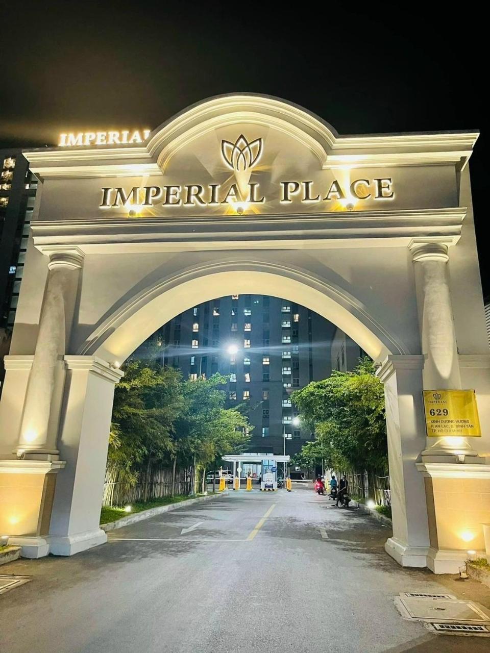 Can Ho Cao Cap Imperial Place Ho Chi Minh-stad Buitenkant foto